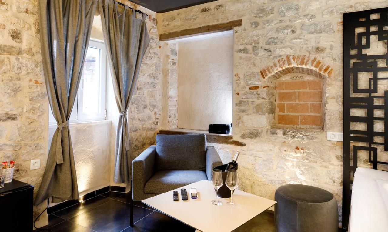 Palace Luxury Room Split Exterior photo